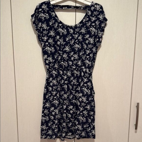 Hippie Rose Blue and White Flutter Sleeve Sheath Dress - Picture 4 of 6